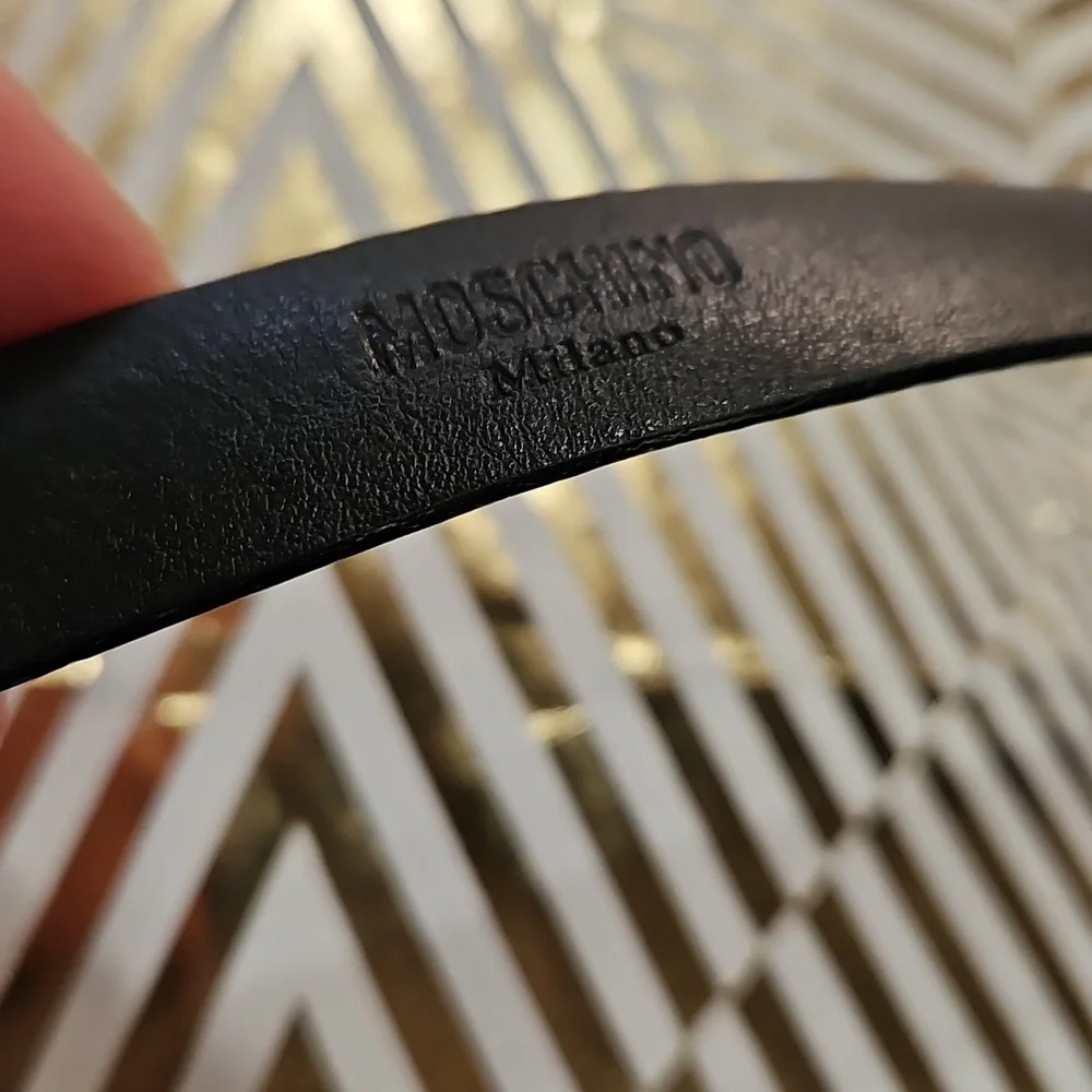 MOSCHINO BLACK MINI LETTERING GOLD BELT‎ SIZE 46/XL